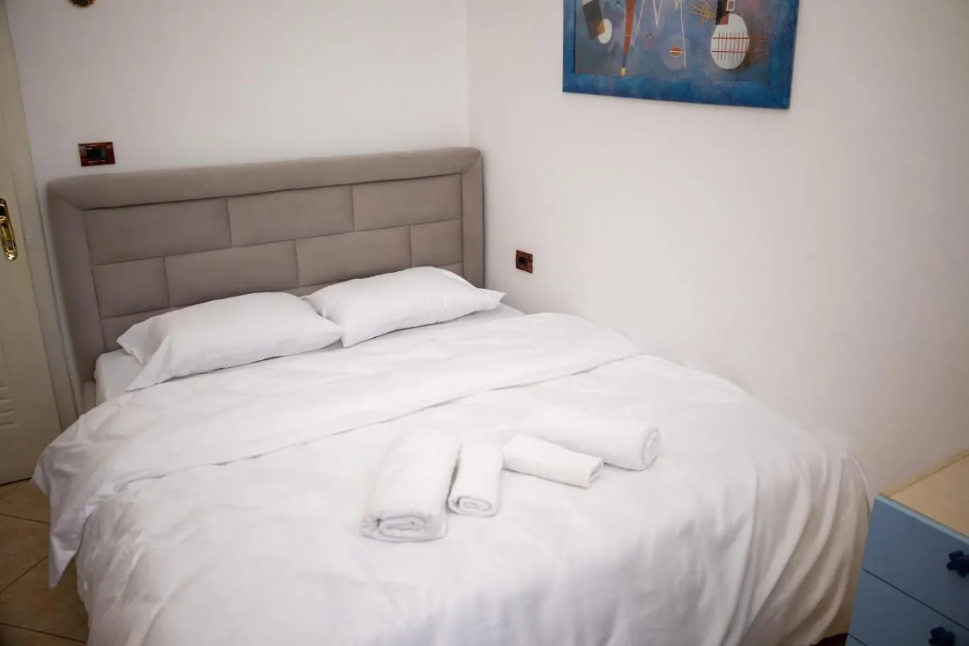 Vila Parid Apartment Tirana Albánie