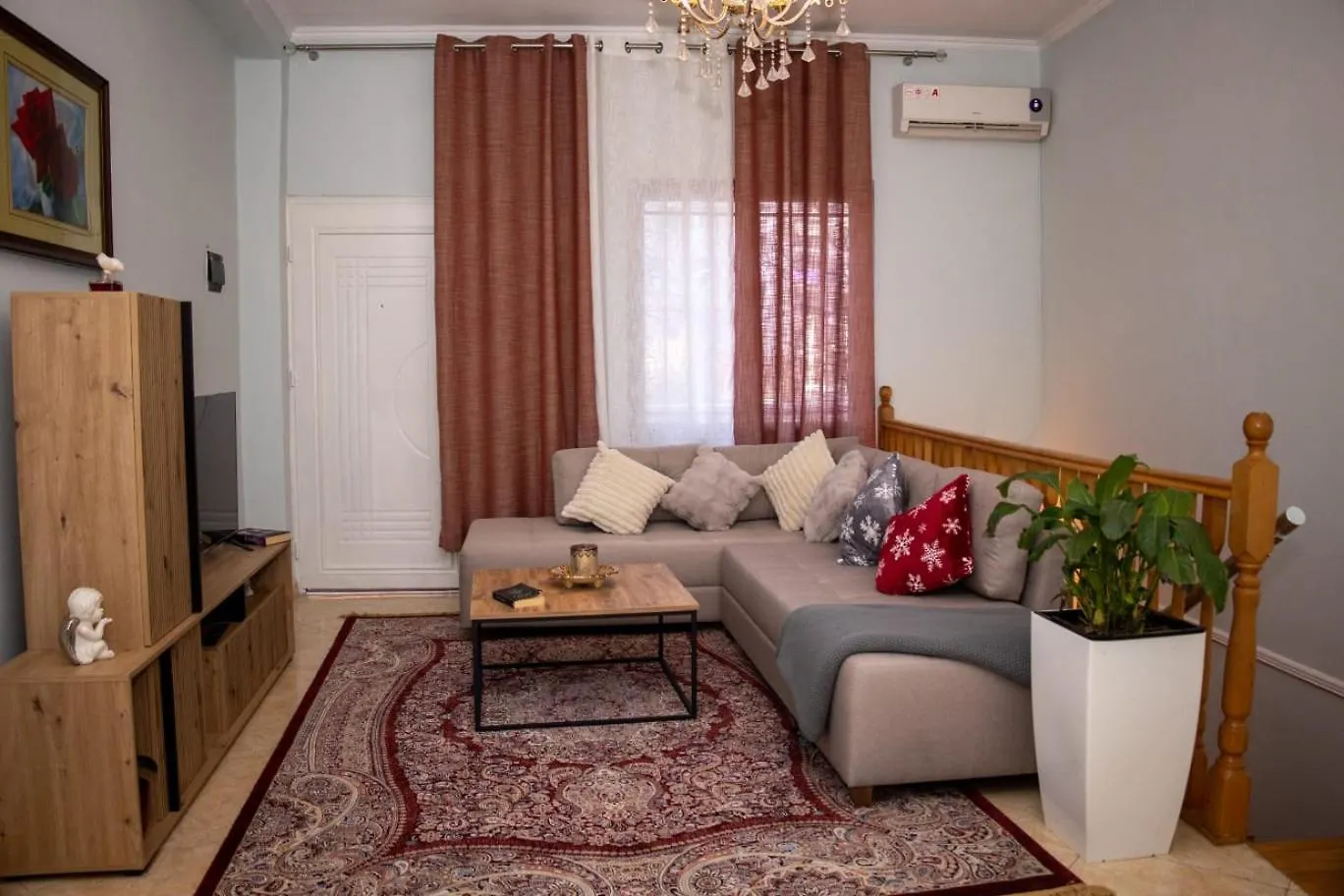 Parid Apartment Tirana Villa